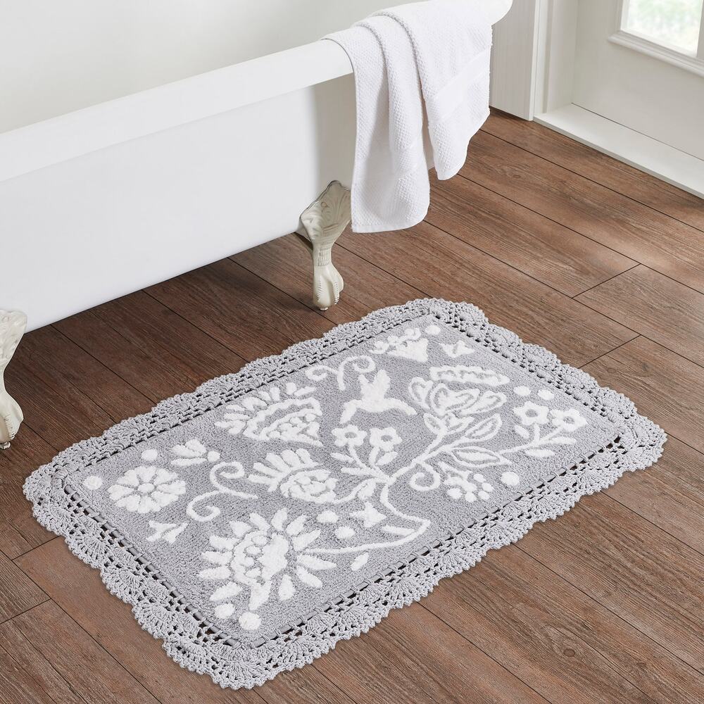 The Pioneer Woman Mazie Two-Color Floral Crochet Soft Silver Cotton Bath Rug NWT